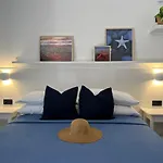Fronte Mare Bed & Breakfast