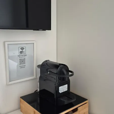 فندق مبيت وإفطار Fronte Mare مارينا دي كاميروتا