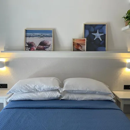 Fronte Mare Couette-café Marina di Camerota