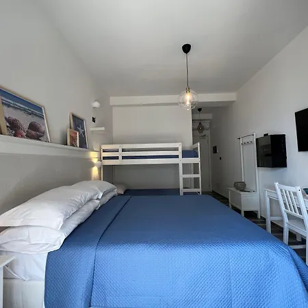 Fronte Mare Bed & Breakfast Marina di Camerota